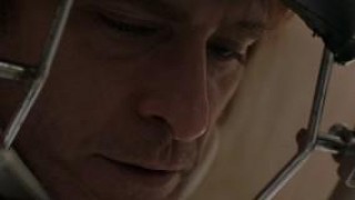 Кадр з фільму Не хвилюйся, він далеко не піде