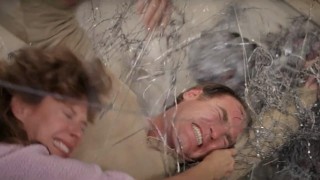 Кадр з фільму Полтергейст 2: Інший бік