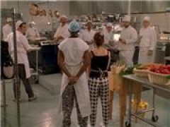 Кадр з фільму Смачна штучка