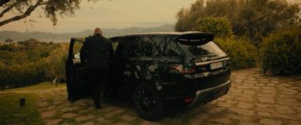 Кадр з фільму Наступні 365 днів