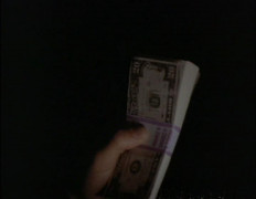 Кадр з фільму Темний день, світла ніч