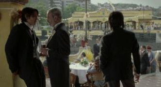 Кадр з фільму І твою маму теж