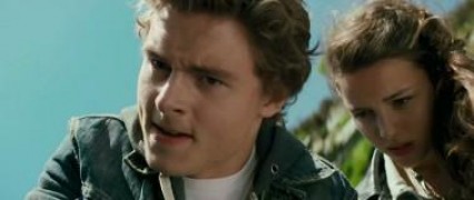 Кадр з фільму Залізна сутичка