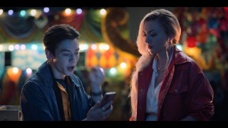 Кадр з фільму Висока Дівчина 2