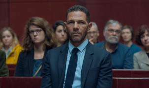 Кадр з фільму Дівчина з браслетом