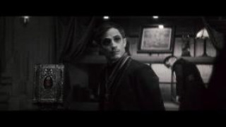 Кадр з фільму Нічний вовкулака