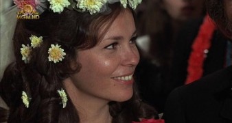 Кадр з фільму Ресторан Еліс