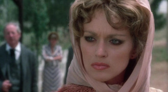 Кадр з фільму Стрілець від Бога