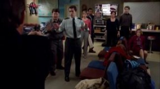 Кадр з фільму Вторгнення на Землю