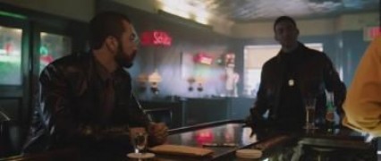 Кадр з фільму Брудні гроші