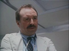 Кадр з фільму Викрасти дитину