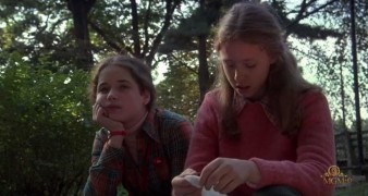 Кадр з фільму Багаті дітки