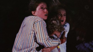 Кадр з фільму Полтергейст 2: Інший бік