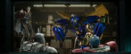 Кадр з фільму Трансформери: Початок