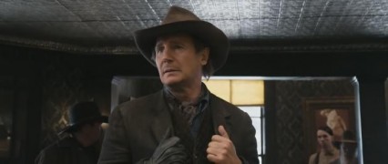 Кадр з фільму Мільйон способів втратити голову