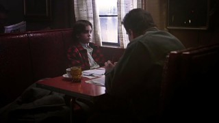 Кадр з фільму Він зведе мене з розуму