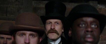 Кадр з фільму Війна струмів