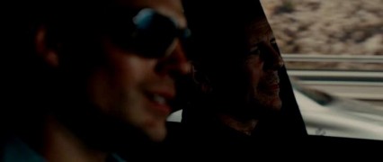 Кадр з фільму Серед білого дня