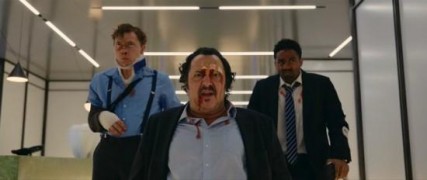 Кадр з фільму Пороховий коктейль