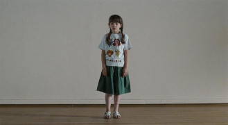 Кадр з фільму Код невідомий: Незакінчена розповідь про кілька подорожей