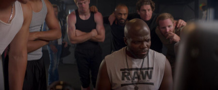 Кадр з фільму Народжений чемпіоном