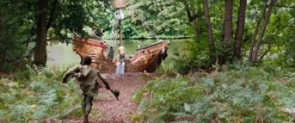 Кадр з фільму Пітер Пен і Аліса в Країні Чудес