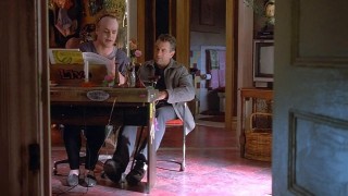 Кадр з фільму Бездоганна