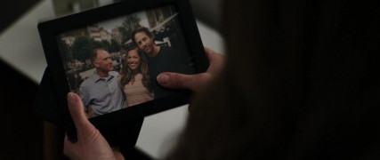 Кадр з фільму Подвійне життя