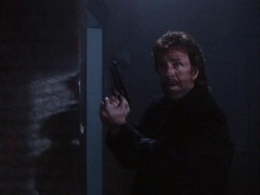 Кадр з фільму Породження пекла