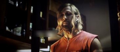 Кадр з фільму Каскадер