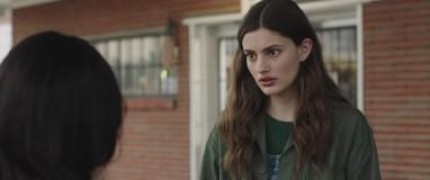 Кадр з фільму Ма