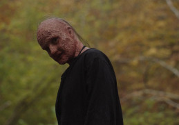 Кадр з фільму Ти не будеш на самоті