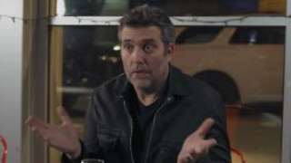 Кадр з фільму Між минулим та майбутнім