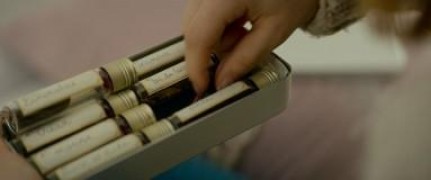 Кадр з фільму За подих від тебе