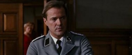 Кадр з фільму Чорна книга