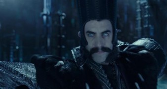 Кадр з фільму Аліса в Задзеркаллі