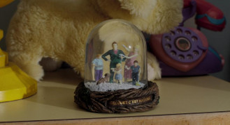 Кадр з фільму Махнемось тілами