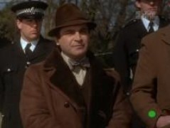 Кадр з фільму Агата Крісті. Тринадцятеро за столом