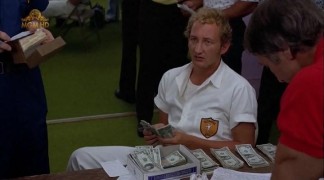 Кадр з фільму Залишайся голодним