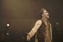 Кадр з фільму Шоколад