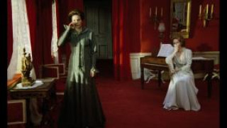 Кадр з фільму Шепіт і крик