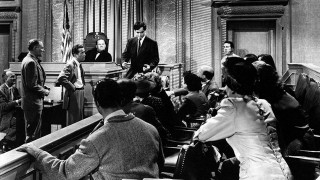 Кадр з фільму Постукайте в будь-які двері