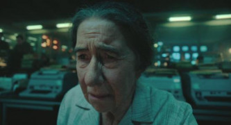 Кадр з фільму Ґолда