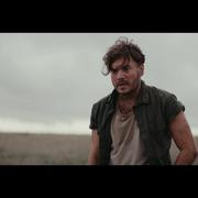 Кадр з фільму Здобич