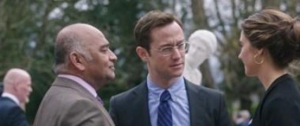 Кадр з фільму Сноуден