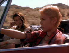 Кадр з фільму Темний день, світла ніч