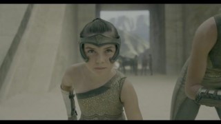 Кадр з фільму Диво-жінка 1984