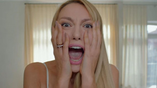 Кадр з фільму Зірки за обміном