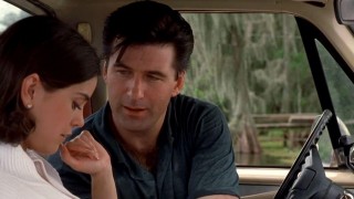 Кадр з фільму Небесні в'язні