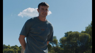 Кадр з фільму Втрачена донька